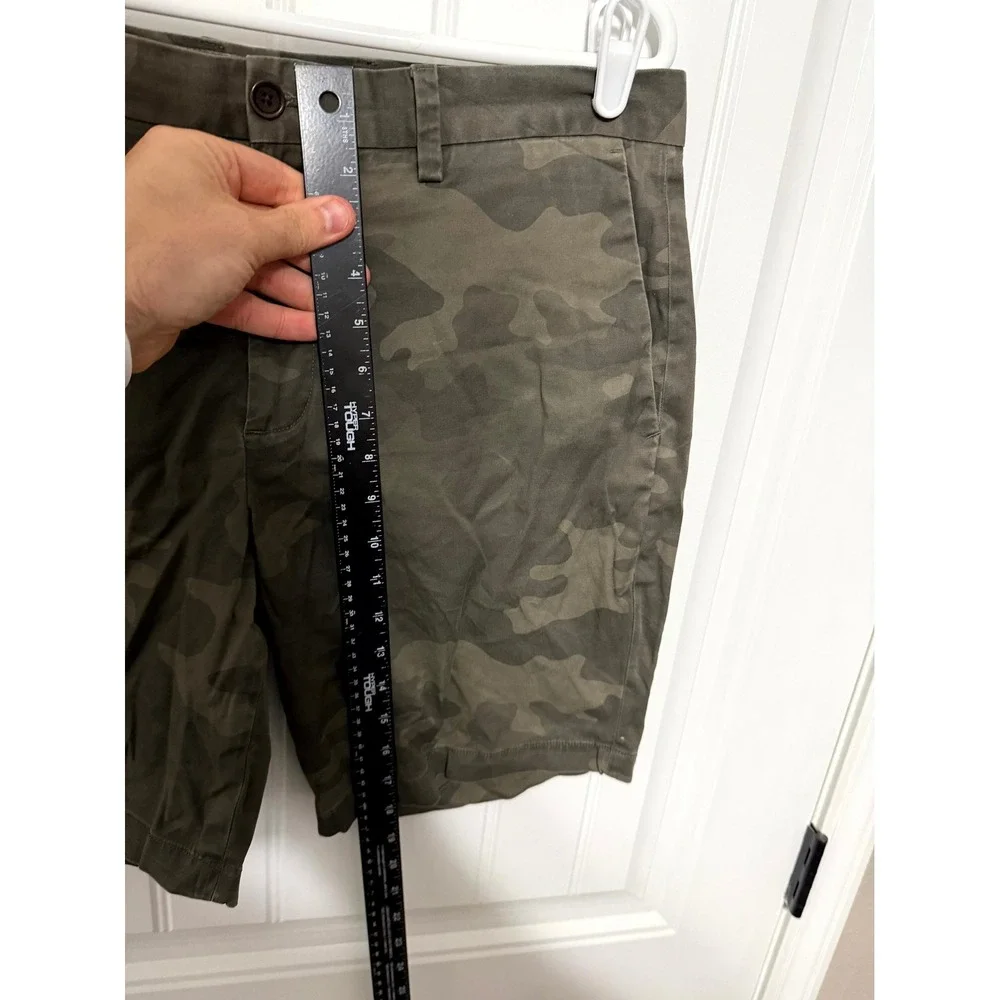 Banana Republic Aiden Short Mens 34 Green Camo Slim Fit Stretch Chino 6385